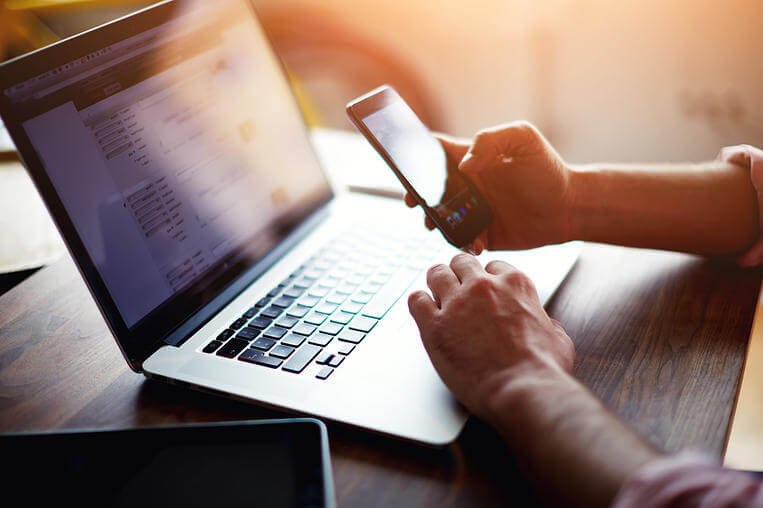 How to Build a Freelance Career with a Visa Permit